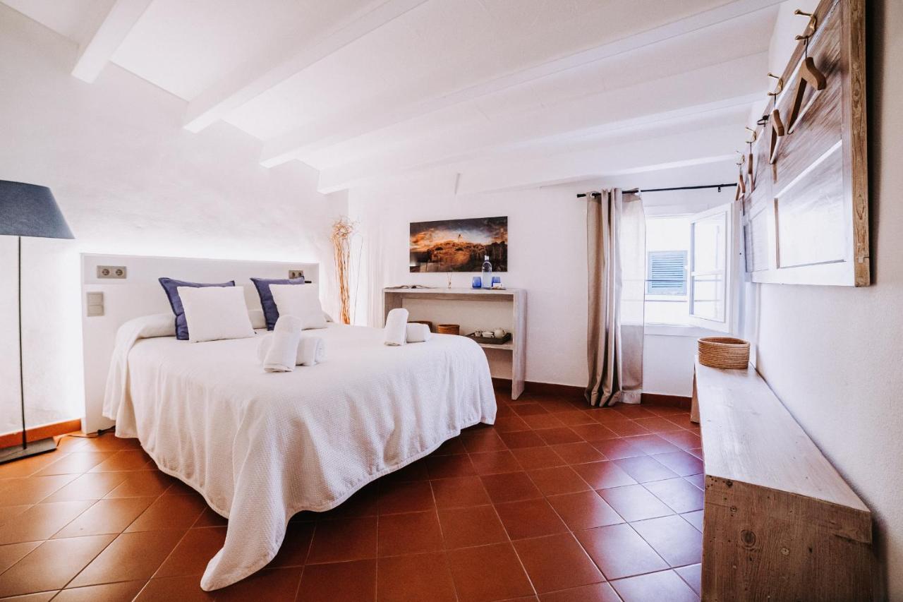Petit Hotel 5 Fars (Adults Only) Ciutadella  Esterno foto